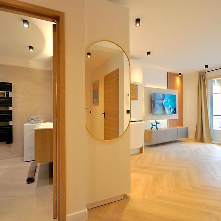 Monaco # Menton - 6 Persons - 2 Bedrooms - Full Renovated - Private Parking - Hypercenter - Clim - Beach And Sun 芒通 外观 照片