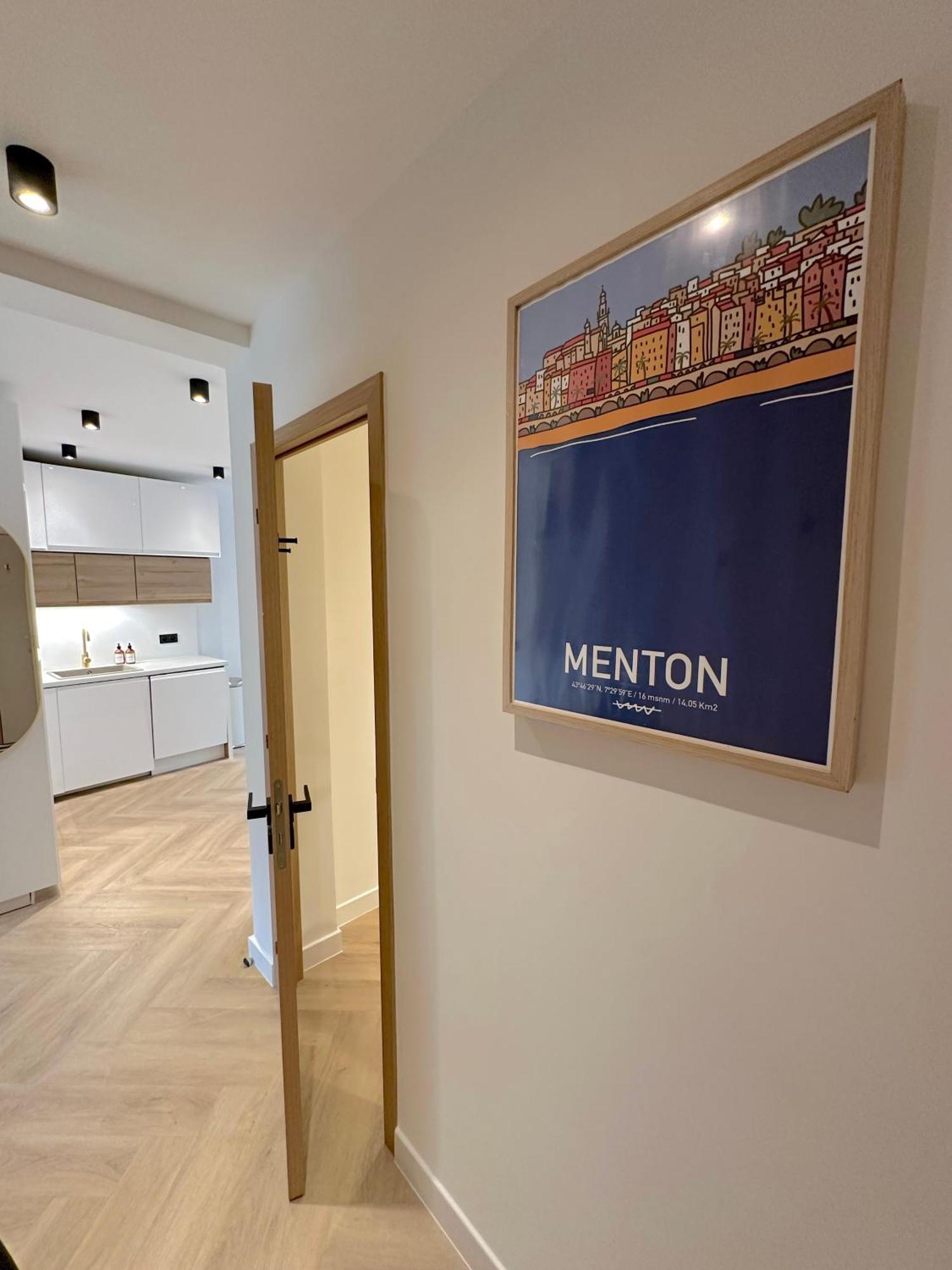 Monaco # Menton - 6 Persons - 2 Bedrooms - Full Renovated - Private Parking - Hypercenter - Clim - Beach And Sun 芒通 外观 照片